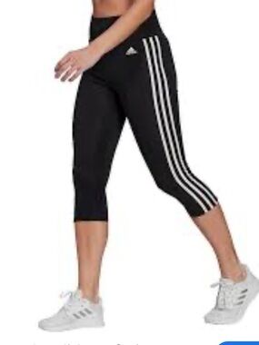 Women’s Adidas Capri Leggings Size Large A1034
